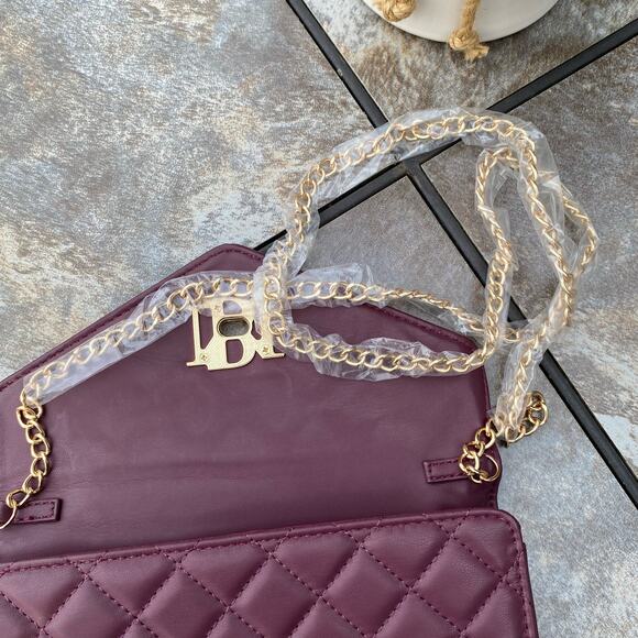 BADGLEY MISCHKA Plum Diamond Quilt Convertible Envelope Crossbody Bag $129 NEW - Picture 15 of 16